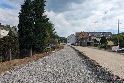 Planumsbereich der künftigen Einfahrweiche aus Richtung Steinbach.