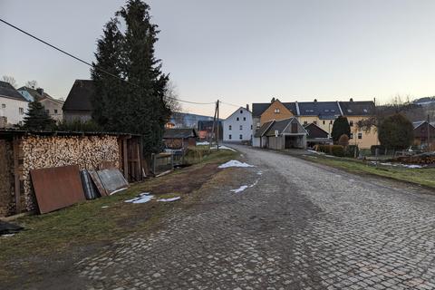 Ausfahrt aus dem Bahnhof in Richtung Steinbach.