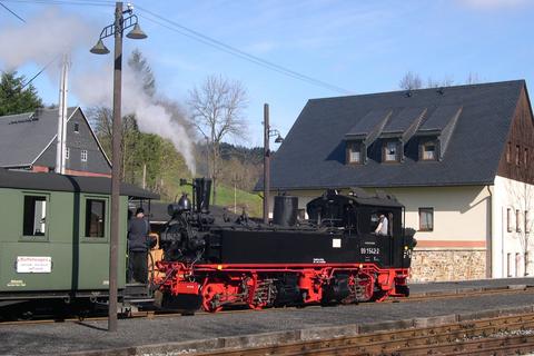 30.04.2005. Ausfahrt Schmalzgrube Richtung Steinbach. Foto: Jörg Müller